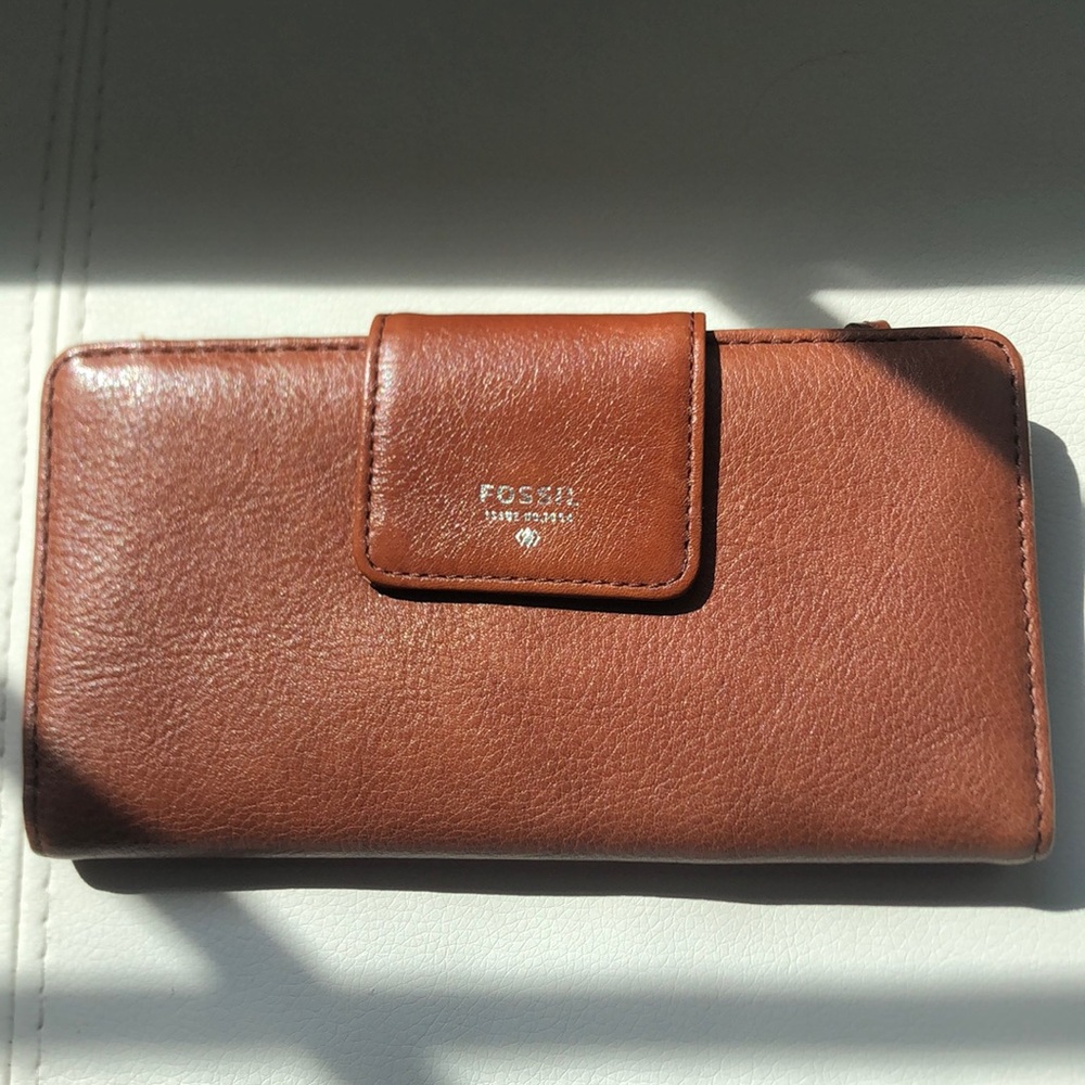 Fossil Wallet